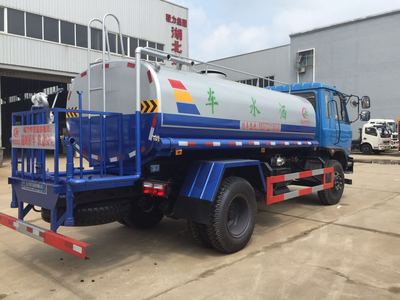 莆田6噸綠化灑水車與工地降塵灑水車的應(yīng)用與優(yōu)勢(shì)